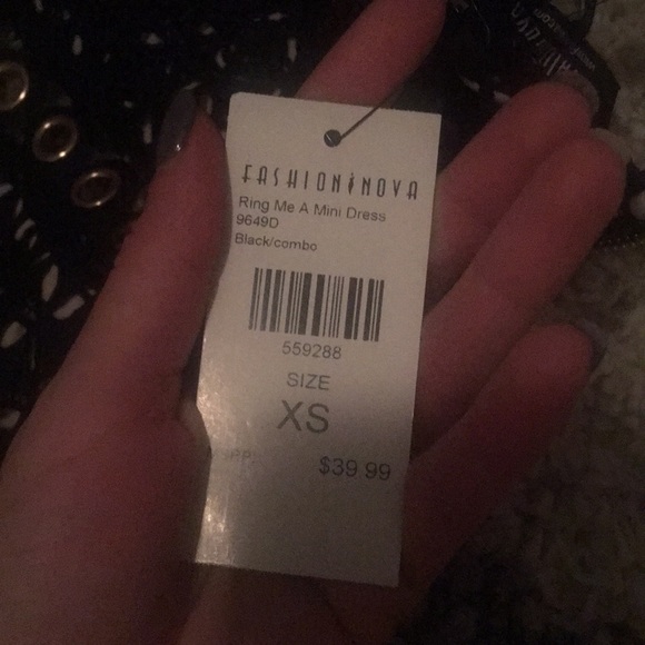 Fashion nova "ring me a mini dress" - Picture 3 of 5